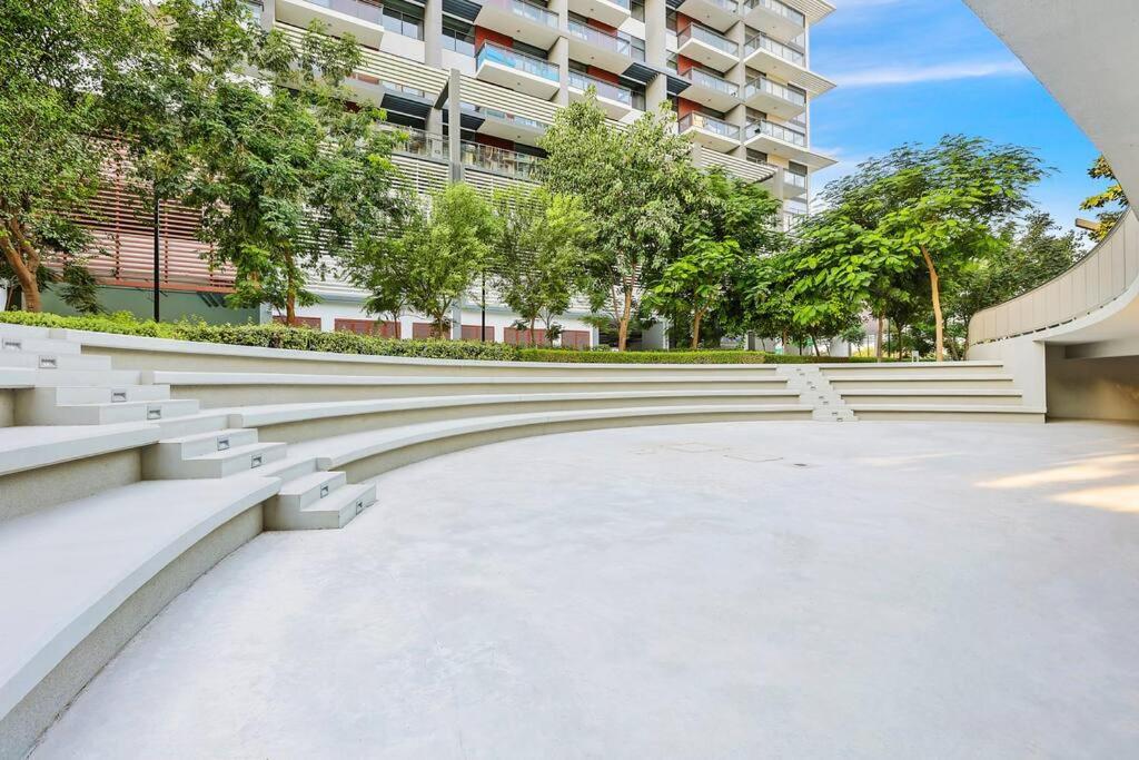 First Class 2br Serene Retreat In Wilton Apartment Dubai