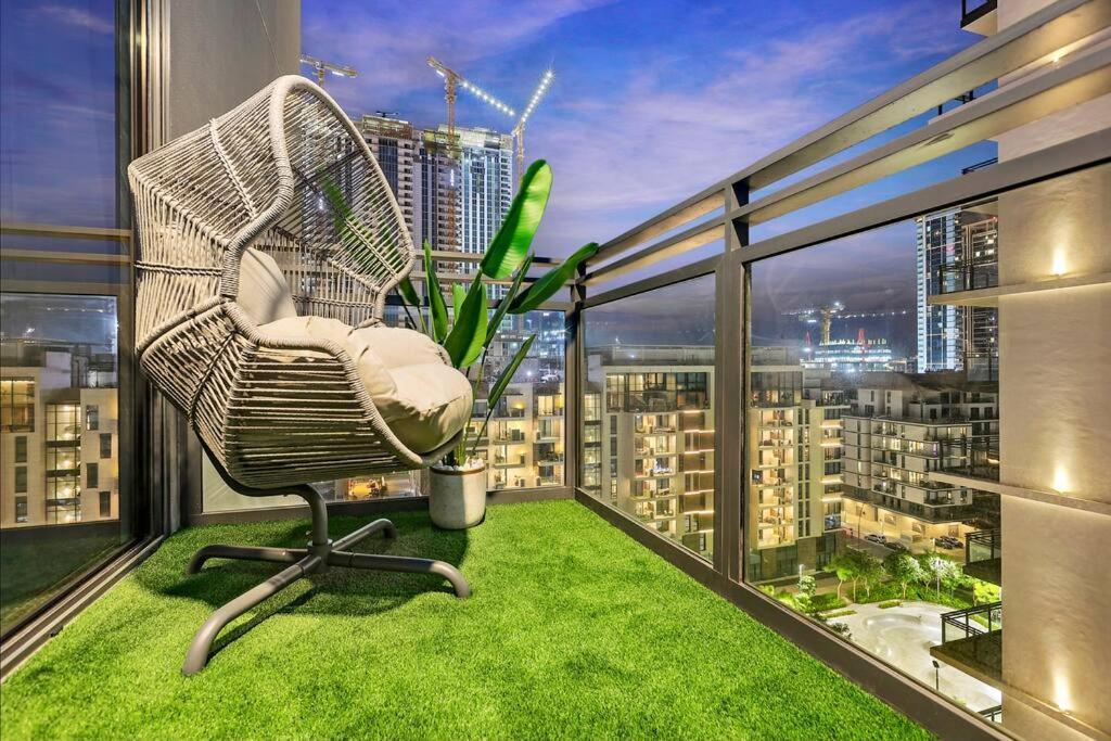 First Class 2br Serene Retreat In Wilton Apartment Dubai